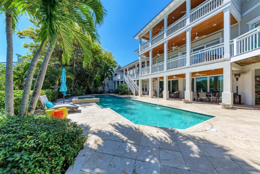 Four-Bedroom Vacation Home interior